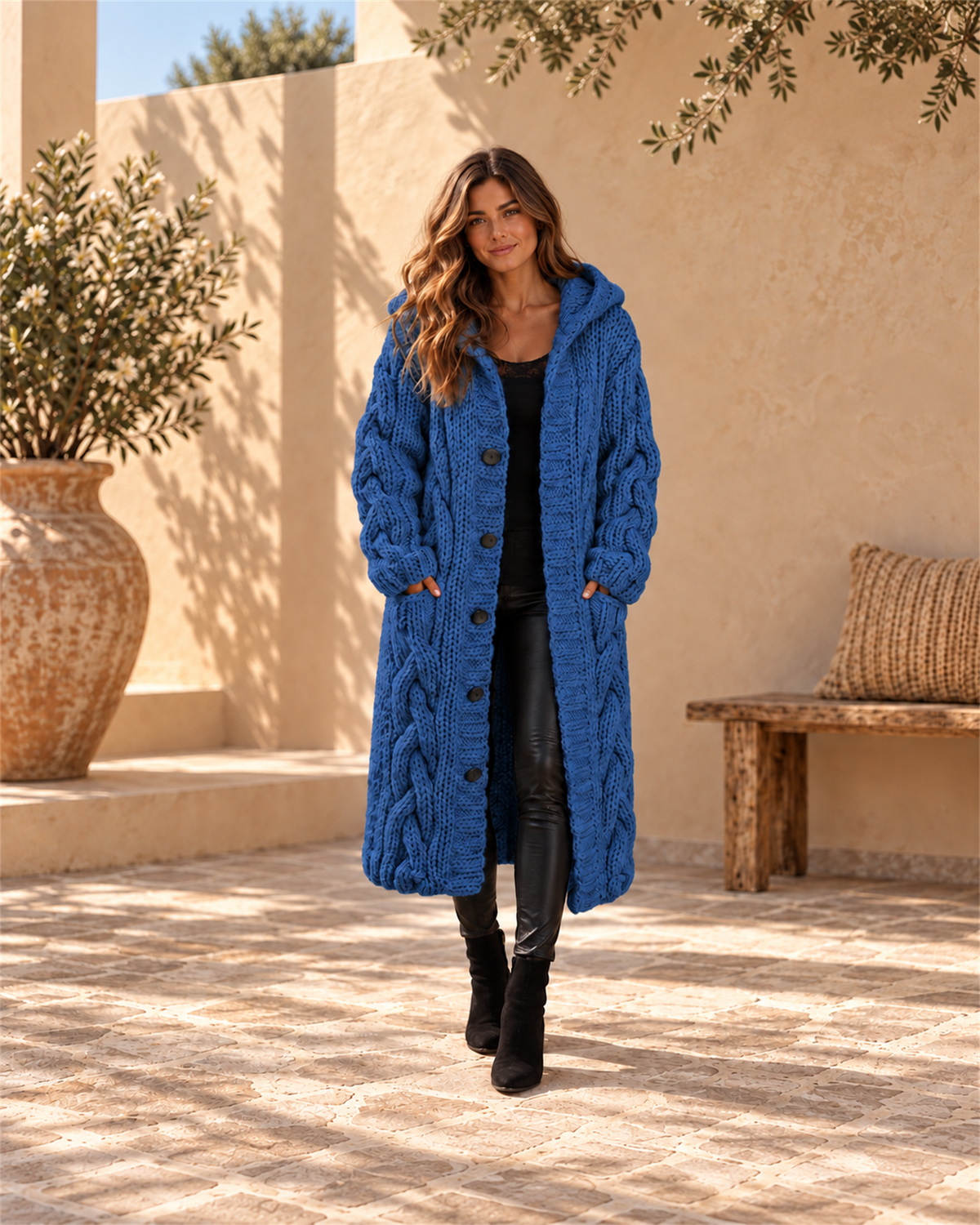 Abrigo Largo de Punto Trenzado con Capucha — Azul | Viltura